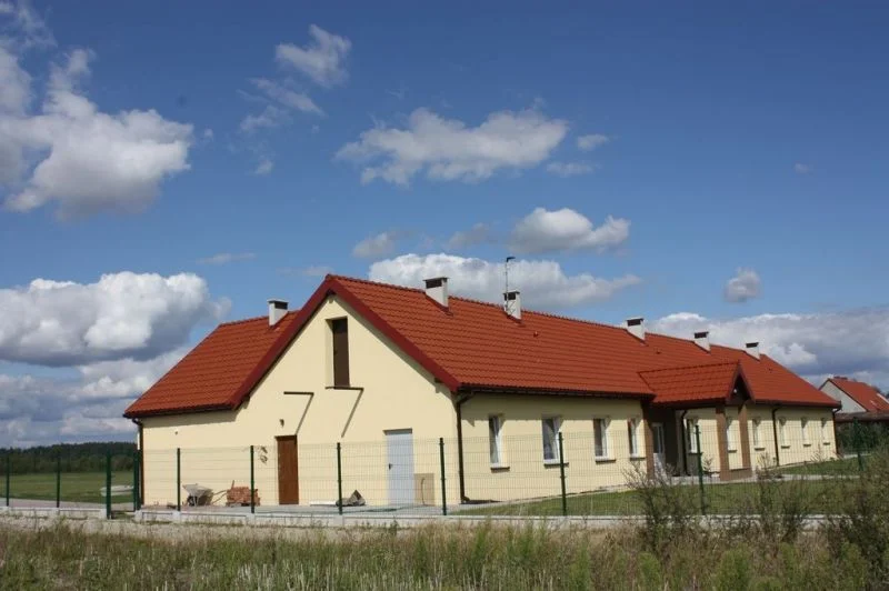 1 dom.